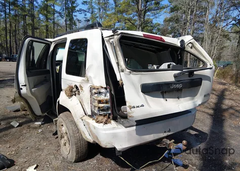 2008 Jeep Liberty Sport z USA, uszkodzony, nr VIN 1J8GN28K78W103113